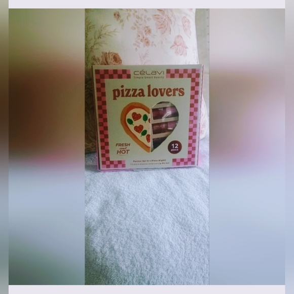 Other - Célavi Pizza Lovers Lip Oil Set